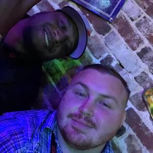 Meet your Posher, Devin